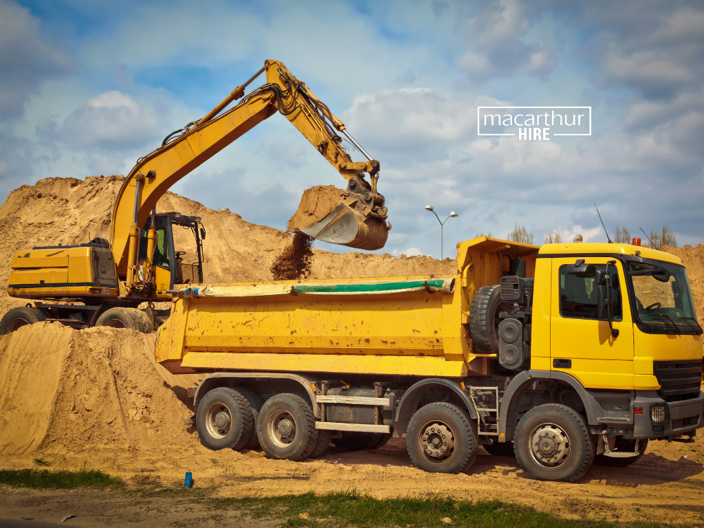 2 Ton Tray Truck, 2 Ton Fuso Tray Truck, Mini excavators, rent site equipment, equiptment rentals, Equipment Hire in Macarthur Region, kubota excavator