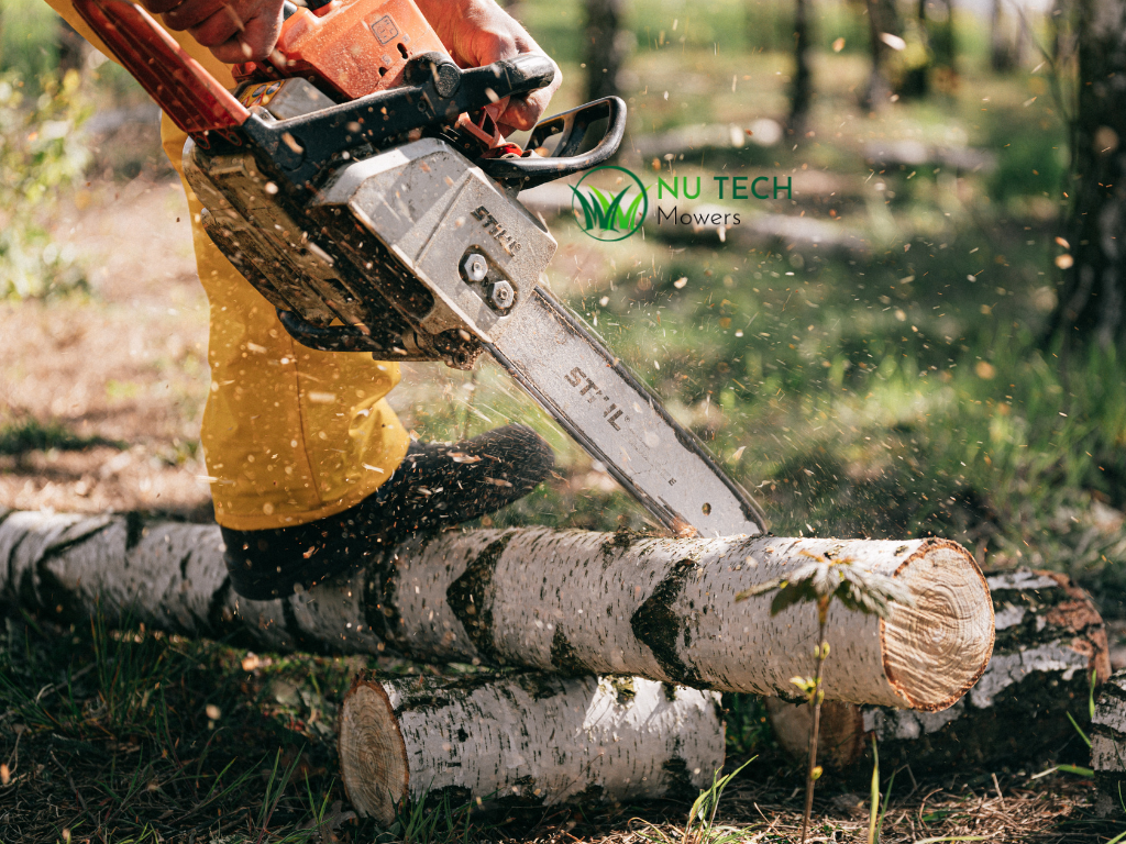 chainsaw chainsaw bag, headge trimmer, trimmer, leaf blower, protective glasses, earmuff, HI Vis Gear
