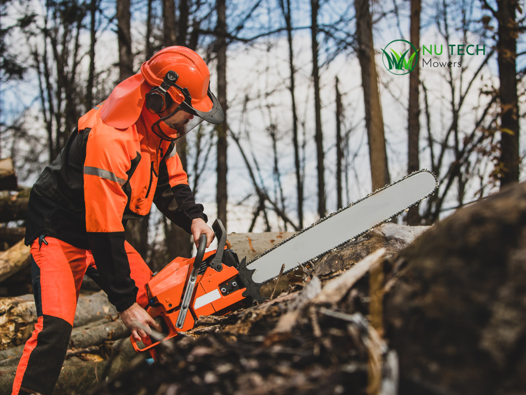 chainsaw chainsaw bag, headge trimmer, trimmer, leaf blower, protective glasses, earmuff, HI Vis Gear